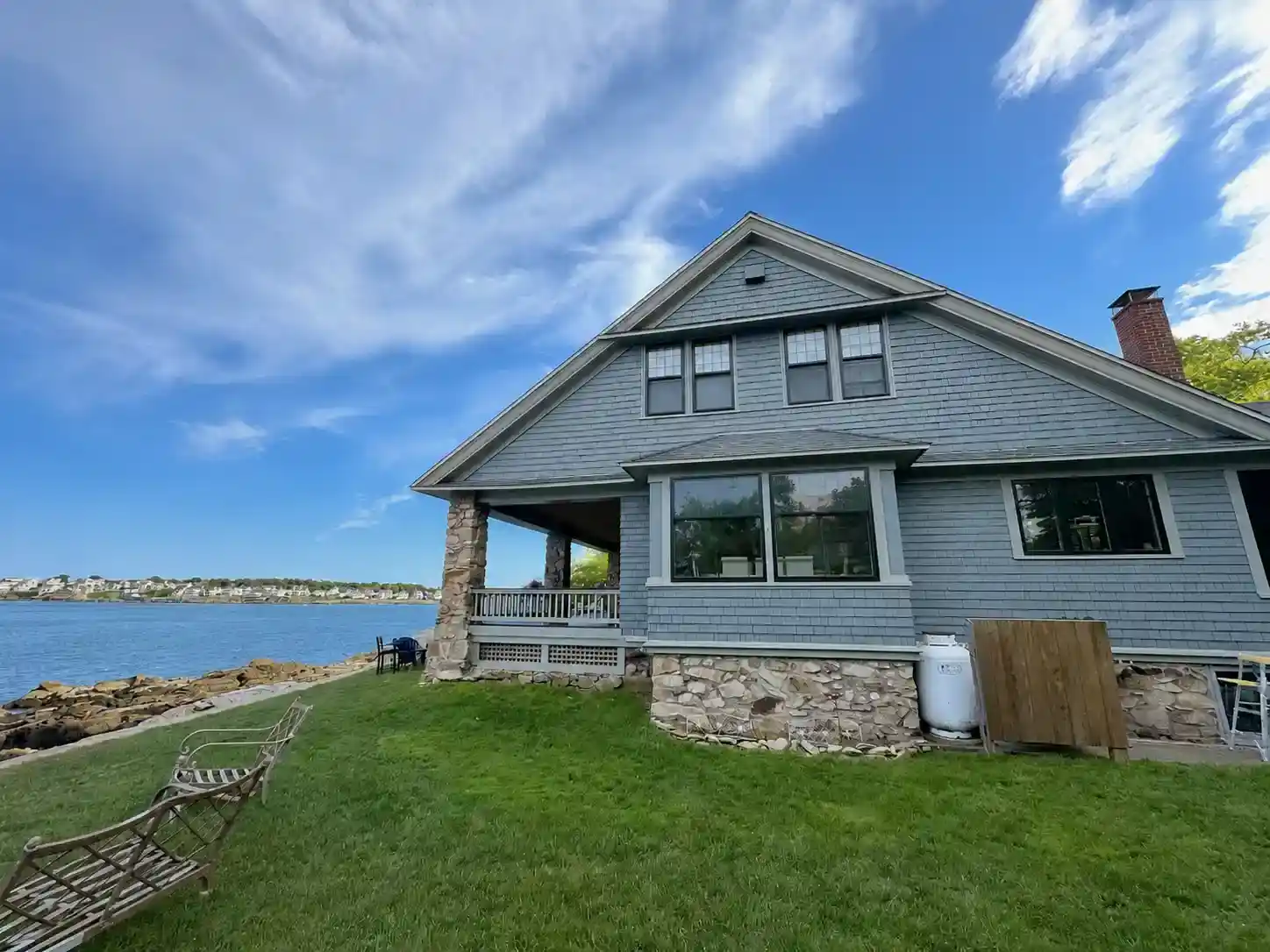 Exterior painting in York County Maine - Putnam Coastal Painting